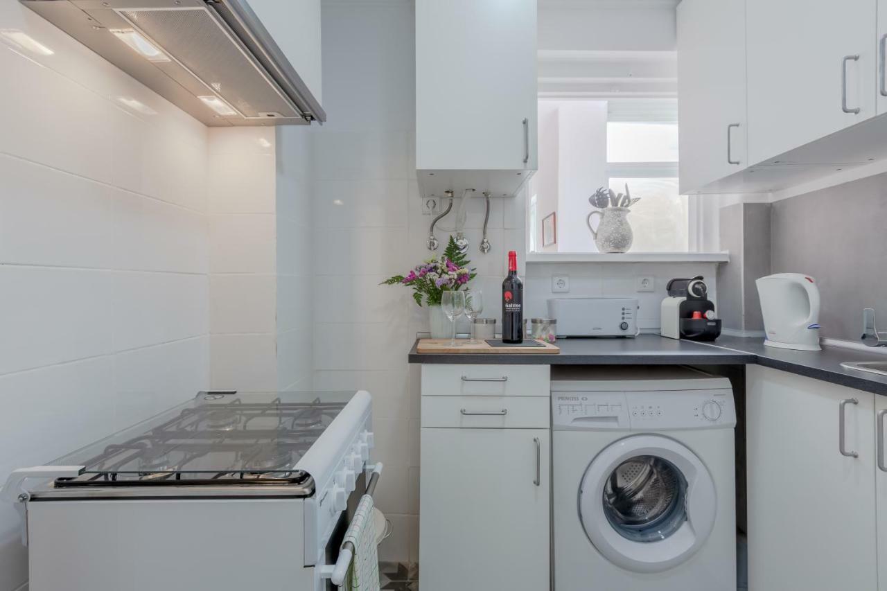 Sunny Apartment With Patio, By Timecooler Lisboa المظهر الخارجي الصورة