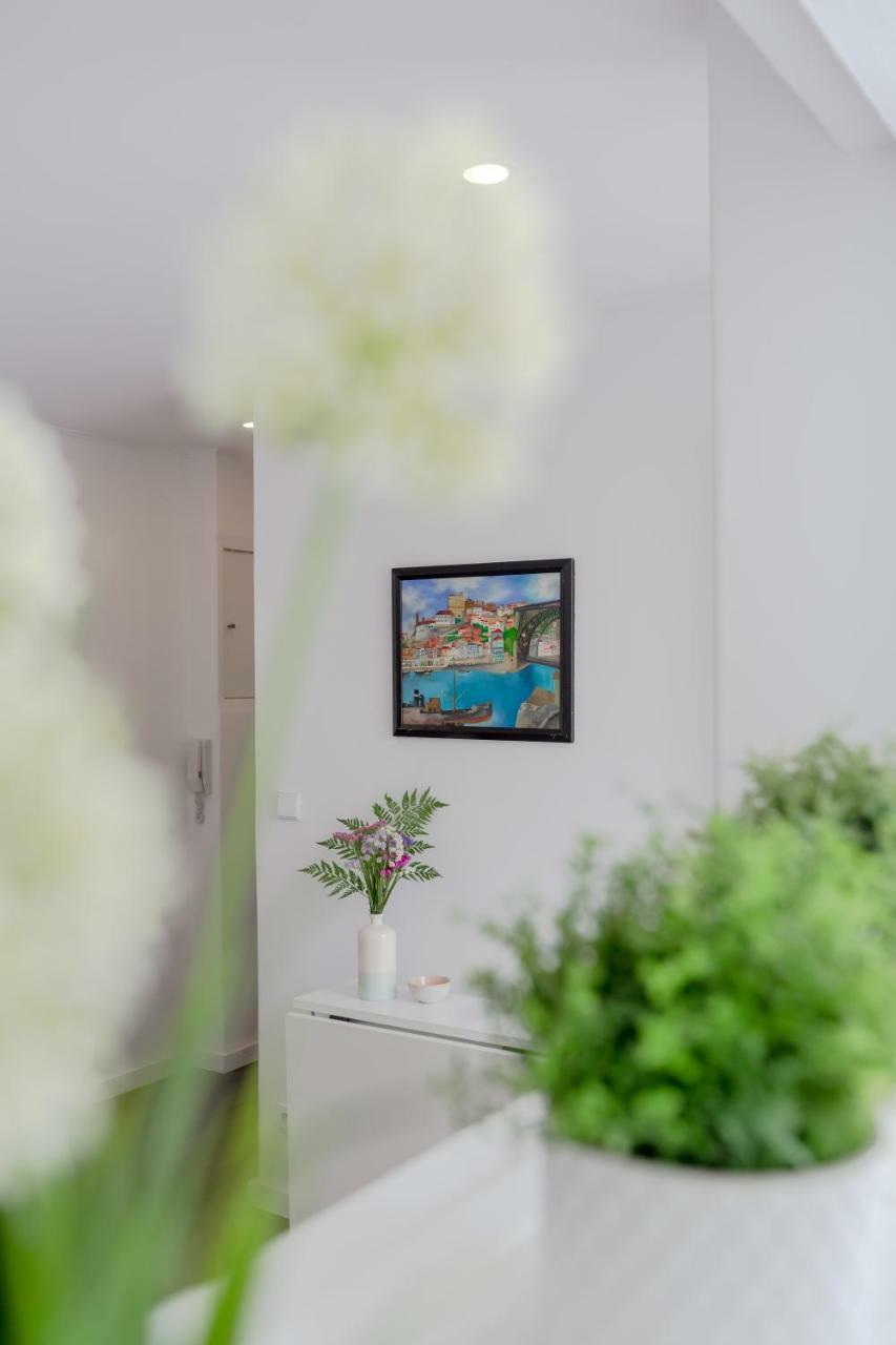 Sunny Apartment With Patio, By Timecooler Lisboa المظهر الخارجي الصورة
