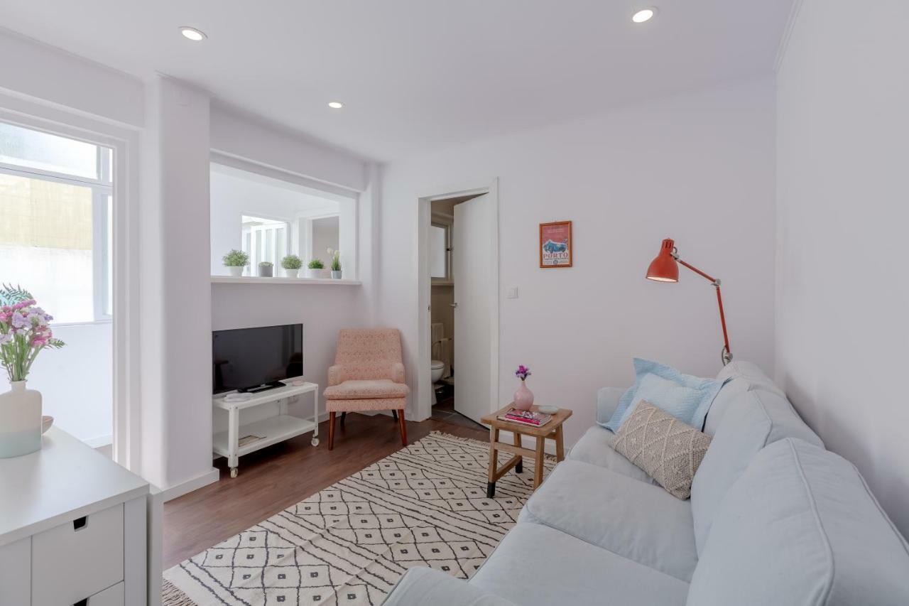Sunny Apartment With Patio, By Timecooler Lisboa المظهر الخارجي الصورة