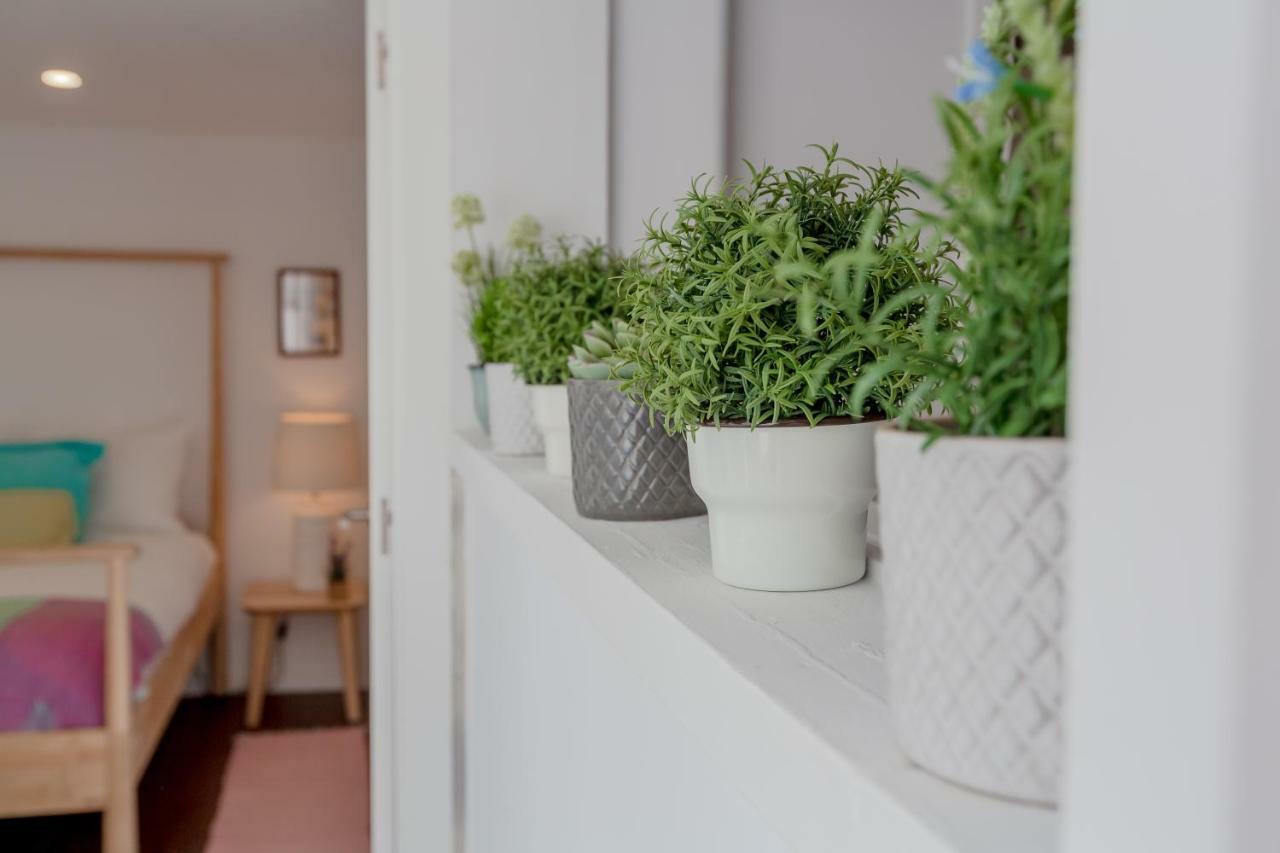 Sunny Apartment With Patio, By Timecooler Lisboa المظهر الخارجي الصورة